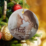 Adorno De Cerámica La mejor foto personalizada de la abuela<br><div class="desc">Regale a la mejor abuela de todos los tiempos un adorno personalizado esta temporada de vacaciones. Crea tu propio ornamento navideño personalizado incluyendo tu propia foto y mensaje.</div>