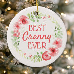 Adorno De Cerámica La mejor guirnalda floral acuarela<br><div class="desc">Celebra la mejor abuela con este encantador adorno de cerámica. El diseño de la cortina floral acuática presenta delicadas flores rosadas y púrpura, creando un hermoso trazo para su árbol. Perfecto para el Día de la Madre, Navidades, o simplemente porque. Este adorno de alta calidad está listo para colgar y...</div>