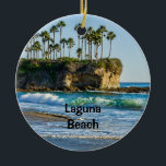 Adorno De Cerámica Laguna Beach 2 de lado<br><div class="desc">Una de las playas más populares del sur de California es Laguna Beach,  en el condado de Naranja. Esta pequeña ensenada se encuentra un poco al norte de Main Beach Laguna,  llamada Crescent Bay. Aquí vemos los puntos gemelos en el día y el punto de rock en el atardecer.</div>