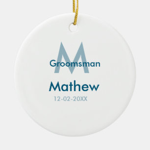 Adorno De Cerámica Letra azul marino groomsman fecha masculina por