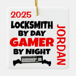 Adorno De Cerámica Locksmith ama jugar a videojuegos