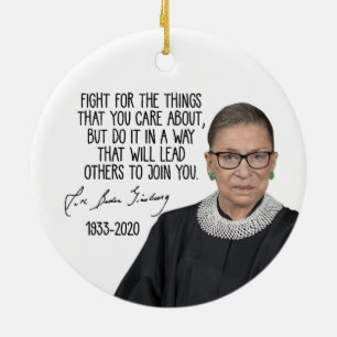 Adorno De Cerámica Lucha por las cosas que te importan de RBG