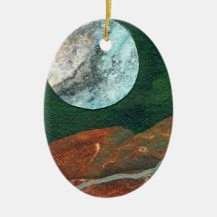 Adorno De Cerámica Luna alienígena en un cielo verde por la noche
