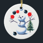 Adorno De Cerámica Malabarismos Navidades de nieve baubles<br><div class="desc">Incluso los hombres de nieve tienen talento; imagínense a un muñeco de nieve con brazos de ramas haciendo malabares con Navidades vibrantes,  tratando de no permitir ninguna caída. Es una decoración alegre y encantadora para tu árbol de Navidad.</div>