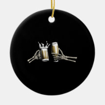 Manos de Skeleton animando a un