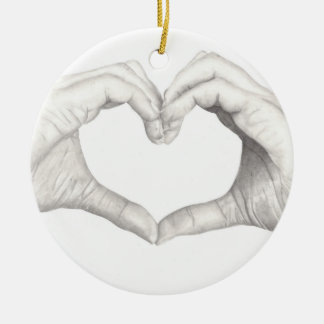 Adorno De Cerámica Manos en forma de un corazón