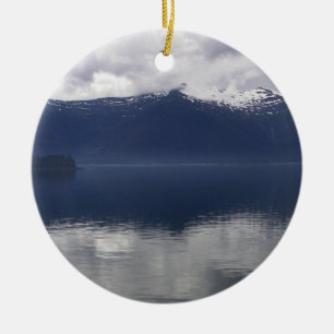 Adorno De Cerámica Mar de Alaska brumoso en tonos azules