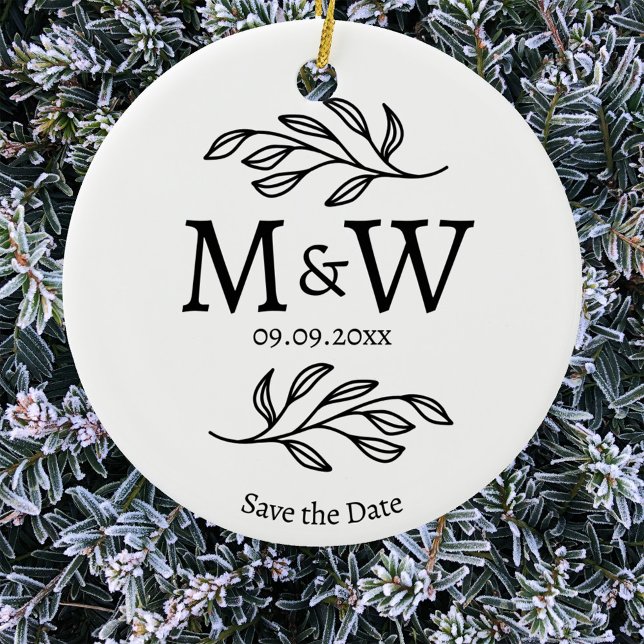 Adorno De Cerámica Matrimonio monográfico de pareja salva la fecha bo (Wedding couple monogram elegant botanical save the date ceramic ornament)