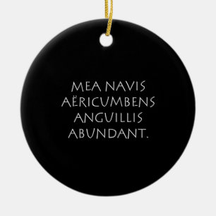 Adorno De Cerámica Mea navis aëricumbens anguillis abundante