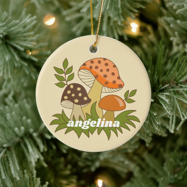 Adorno De Cerámica Merry Mushroom con nombre personalizado (Árbol)