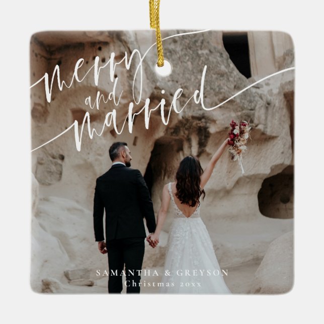 Adorno De Cerámica Merry Y Casado Recién (Anverso)