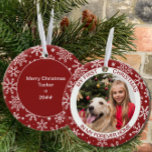 Adorno De Cerámica Mi primera Navidad | Foto Cerámica de copo de niev<br><div class="desc">Mi primer adorno navideño personalizado con tu foto y texto personalizado. Este adorno vacacional es rojo y está decorado con copos de nieve blancos. Está escrito con "mi primera navidad en mi casa para siempre" y usted es bienvenido a editar "en mi casa para siempre" a la redacción de su...</div>