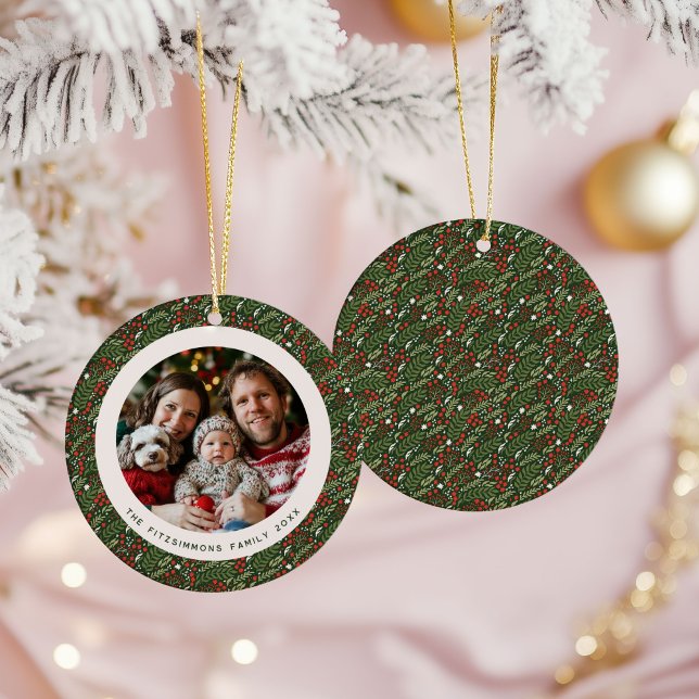 Adorno De Cerámica Modern Christmas Holly Foliage Family Photo (Holly Leaf Christmas one photo ornament)