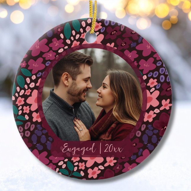 Adorno De Cerámica Modern Script Elegant Engagement Photo Keepsake  (Engaged Holiday Photo Ornament Keepsake)