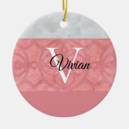 Adorno De Cerámica Monogramación De Batik Rosa Ruddy Y Acuarela Gris