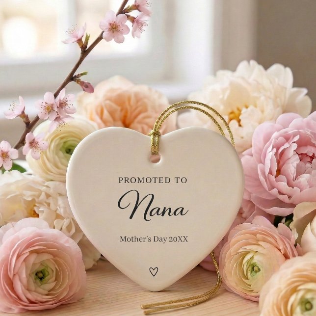 Adorno De Cerámica Mother’s Day Pregnancy Announcement Nana (mother's day Promotes to Nana ornament)