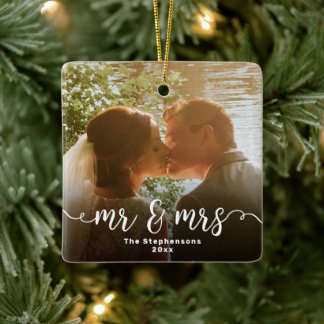 Adorno De Cerámica Mr & Mrs Elegant Script Overlay Doble cara Foto