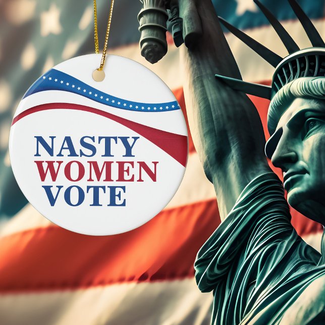 Adorno De Cerámica Mujeres desagradables votan política de bandera es (Subido por el creador)