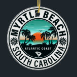 Adorno De Cerámica Myrtle Beach South Carolina Retro Sunset Souvenirs<br><div class="desc">Pegatinas del Myrtle Beach South Carolina Retro Sunset Souvenirs. Este retro Myrtle del diseño del Vintage de Carolina del Sur hace un gran Navidad o regalo de cumpleaños para los fans de South Carolina Beach. El diseño retro de las vibraciones de verano es un regalo perfecto para los amantes de...</div>