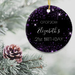 Adorno De Cerámica Nacimiento purpurina morado negro nombre elegante<br><div class="desc">Un adorno para un cumpleaños glamuroso y glamuroso de 21 años (o cualquier edad). Un fondo negro de moda con polvo purpurina falso morado. Personaliza y agrega una fecha, nombre y edad 21. El nombre está escrito con una escritura de estilo con letras a mano moderna. Perfecto como decoración fiesta,...</div>