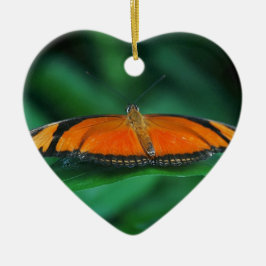 Adorno De Cerámica Naranja brillante y mariposa negra en hoja