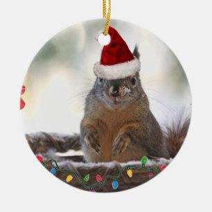 Adorno De Cerámica Navidades ardillas en cesta con nieve