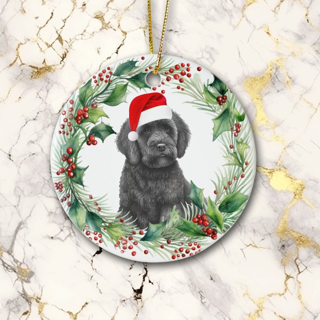 Adorno De Cerámica Navidades de Black Labradoodle Puppy Holly Wreath (Subido por el creador)