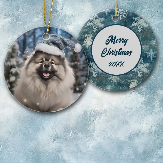 Adorno De Cerámica Navidades de copos de nieve de Santa Hat Keeshond (Subido por el creador)