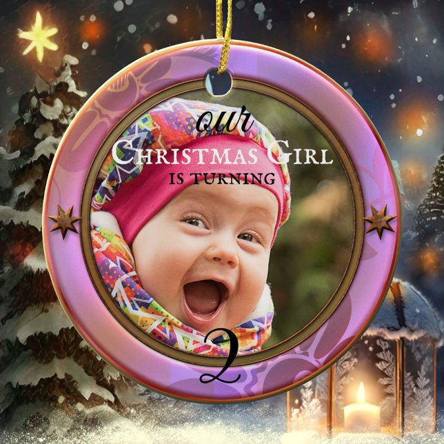 Adorno De Cerámica Navidades de cumpleaños de tu foto morada Girly (Christmas child birthday girl festive holiday photo ornament)