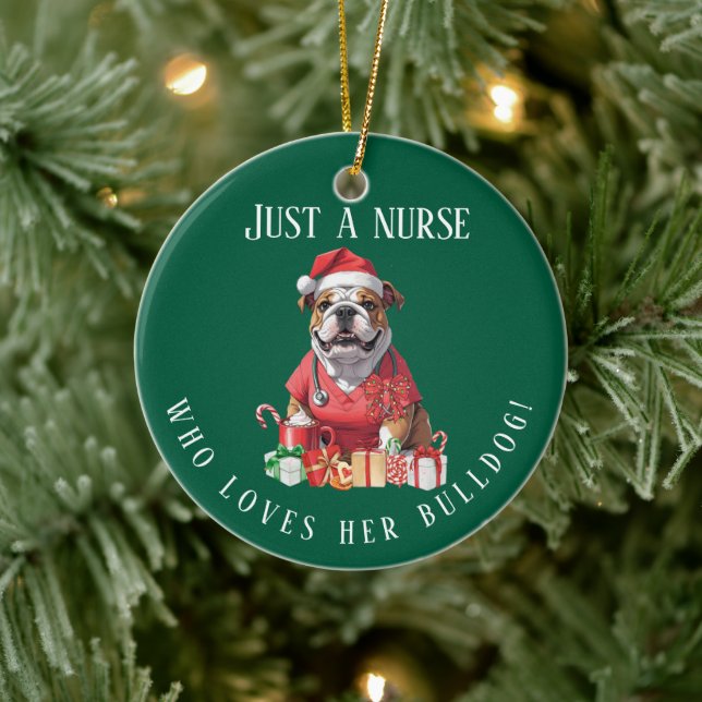 Adorno De Cerámica Navidades de enfermeras Bulldoges personalizadas K (Árbol)