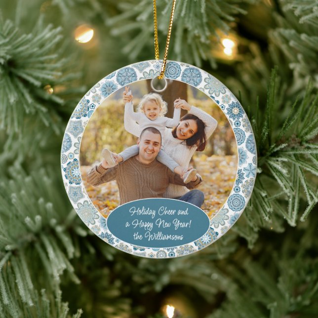 Adorno De Cerámica Navidades de fotografía de familia personalizado T (Árbol)