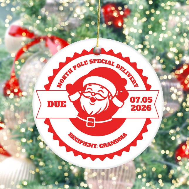Adorno De Cerámica Navidades de Invitación de Embarazo de Abuela (Personalized “North Pole Special Delivery” Grandma Pregnancy Announcement Christmas Ornament )