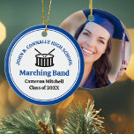 Adorno De Cerámica Navidades de la banda de Personalizados de Blue Hi<br><div class="desc">Este moderno ornamento navideño de la banda de música personalizado blue high school presenta el nombre del estudiante y de la banda debajo de los tambores. Personalizar para sinfónicos,  conjuntos eólicos,  o miembros de bandas de concierto o su director para un gran regalo de graduación.</div>
