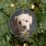 Adorno De Cerámica Navidades de Mascotas fotográficos personalizados<br><div class="desc">No te olvides de tu amigo peluche favorito esta temporada de navidades. Personalice este adorno de navidad con la foto,  nombre y año de sus mascotas.</div>