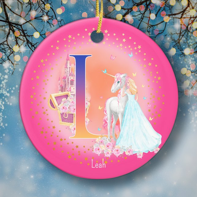 Adorno De Cerámica Navidades de monograma L de la carta unidosis y pr (This pretty pink monogrammed Christmas ornament is perfect for your little princess!)