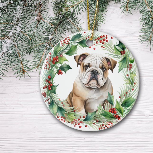 Adorno De Cerámica Navidades del bulldog Puppy Holly Wreath (Subido por el creador)