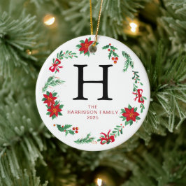 Adorno De Cerámica Navidades florales Wreath Monogramed Family Photo