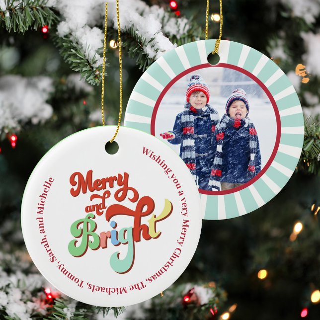 Adorno De Cerámica Navidades Foto de Merry y Personalizado brillante (Merry and Bright colorful retro style photo ornaments. )