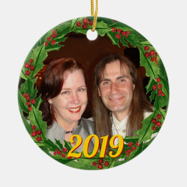 Adorno De Cerámica Navidades Holly Wreath Personalizado Foto (Frente)