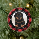 Adorno De Cerámica Navidades invitados de la foto mascota "Mi primera<br><div class="desc">Celebra a tus mascotas primero Navidades con este adorable adorno de fotos de perros/gatos. El diseño presenta un tradicional fondo de búfalo rojo de felpa,  una fotografía de su mascota y el texto 'MI PRIMERA NAVIDAD',  su nombre y año.</div>