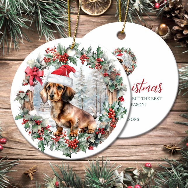 Adorno De Cerámica Navidades lindos cachorro de perro dachshund sombr (Cute Christmas dachshund dog puppy Santa hat Ceramic Ornament)