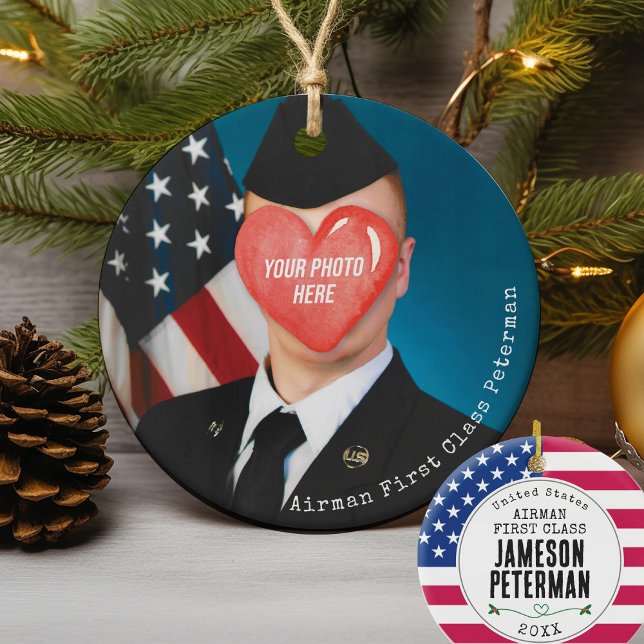Adorno De Cerámica Navidades militares entregan nombre de soldado fot (Airman, Soldier, Marine, Sailor, Seabee, Guardian, Patriotic USA Flag Military Mom Christmas gift)