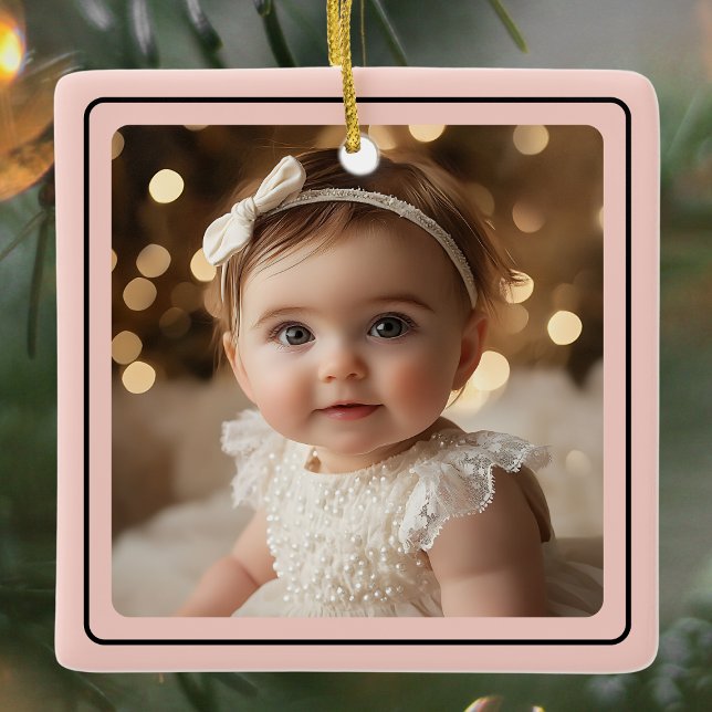 Adorno De Cerámica Navidades modernos de fotografía de niñas bebés No (Modern Baby Girl Photo Christmas Pink Script Name Ceramic Ornament)