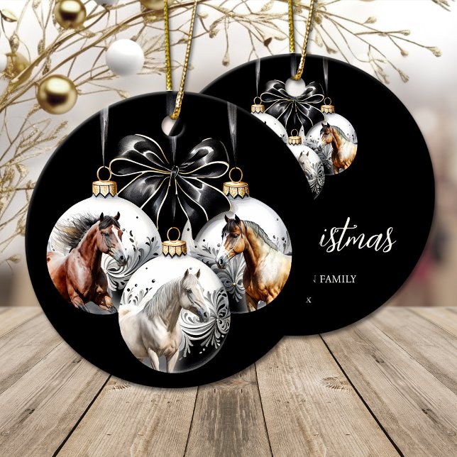 Adorno De Cerámica Navidades negros y dorados de caballos (Horses black and gold Christmas Ceramic Ornament)