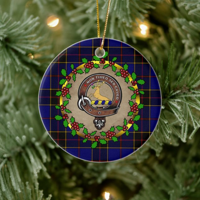 Adorno De Cerámica Navidades personalizados de Strachan Badge y Tarta (Árbol)