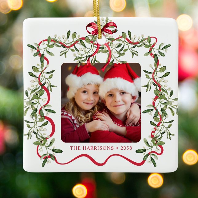 Adorno De Cerámica Navidades Rojo Wavy Frame Bow Greenery Photo (Subido por el creador)