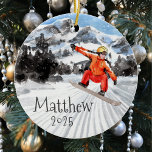 Adorno De Cerámica Navidades Snowboard Snowboard Personalizado<br><div class="desc">Este diseño puede ser personalizado en el área proporcionada cambiando la foto y/o el texto. O puede personalizarse haciendo clic en Personalizar esta plantilla y, a continuación, eligiendo la opción de hacer clic en el personalizar y eliminando o cambiando el color del fondo, agregando texto, cambiando el color o estilo...</div>