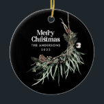 Adorno De Cerámica Negro moderno y elegante acuarela botánica<br><div class="desc">Negro moderno y elegante color de agua rústico secado de colores florales botánicos suaves vacaciones decoración de adorno navideño.</div>