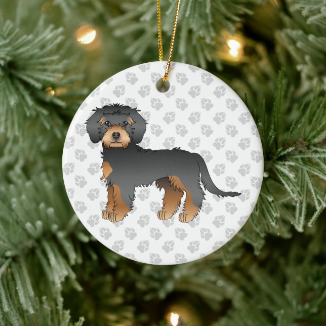Adorno De Cerámica Negro Y Tan Mini Goldendoodle Caricatura Perro y T (Árbol)