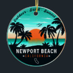 Adorno De Cerámica Newport Beach California Retro Sunset Souvenir 80<br><div class="desc">Newport Beach California Retro Sunset Souvenir años 60. Diseño Newport Beach California Tropical Retro Sunset. Sumérjase en la nostalgia de Newport Beach con nuestro recuerdo vintage, diseñado específicamente para turistas de vacaciones. Este diseño, que recuerda a una época pasada, resume la tranquilidad y la belleza de la cala, y sirve...</div>
